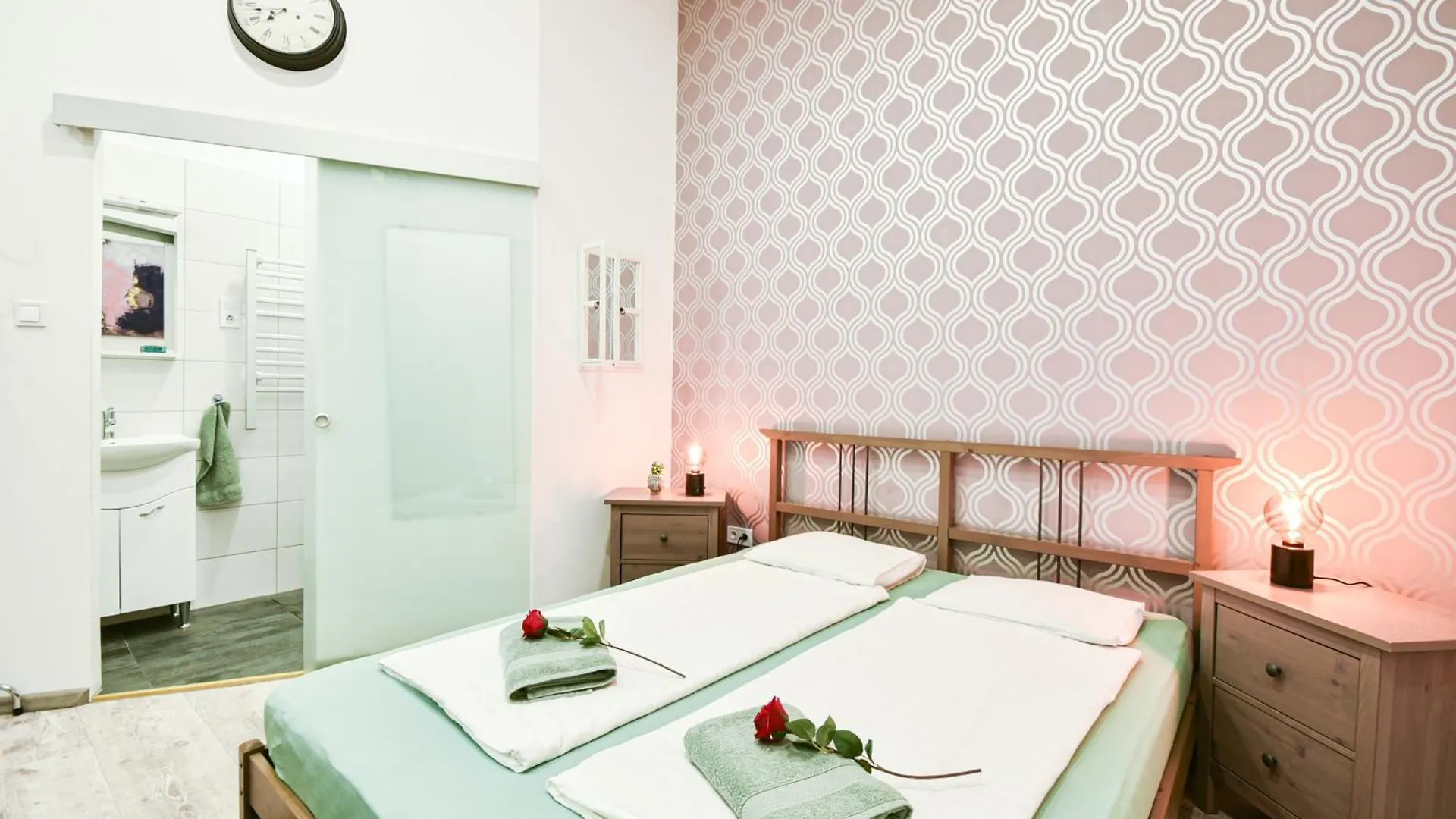 Peaceful Soho Apartment Budapest