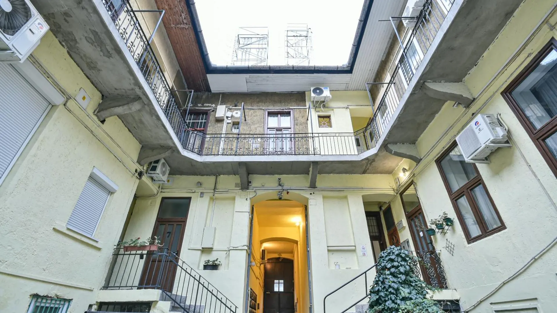Peaceful Soho Apartment Budapest