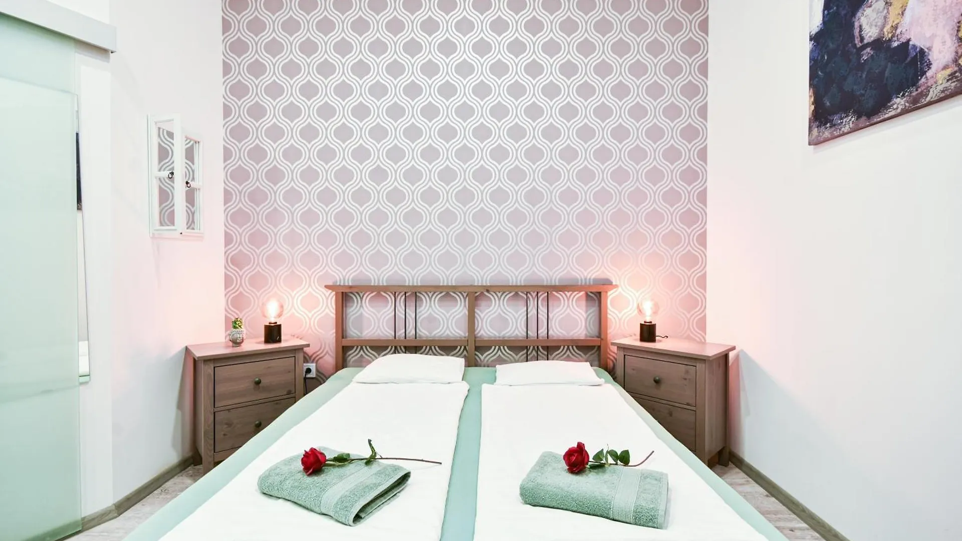 Peaceful Soho Apartment Budapest 0*,