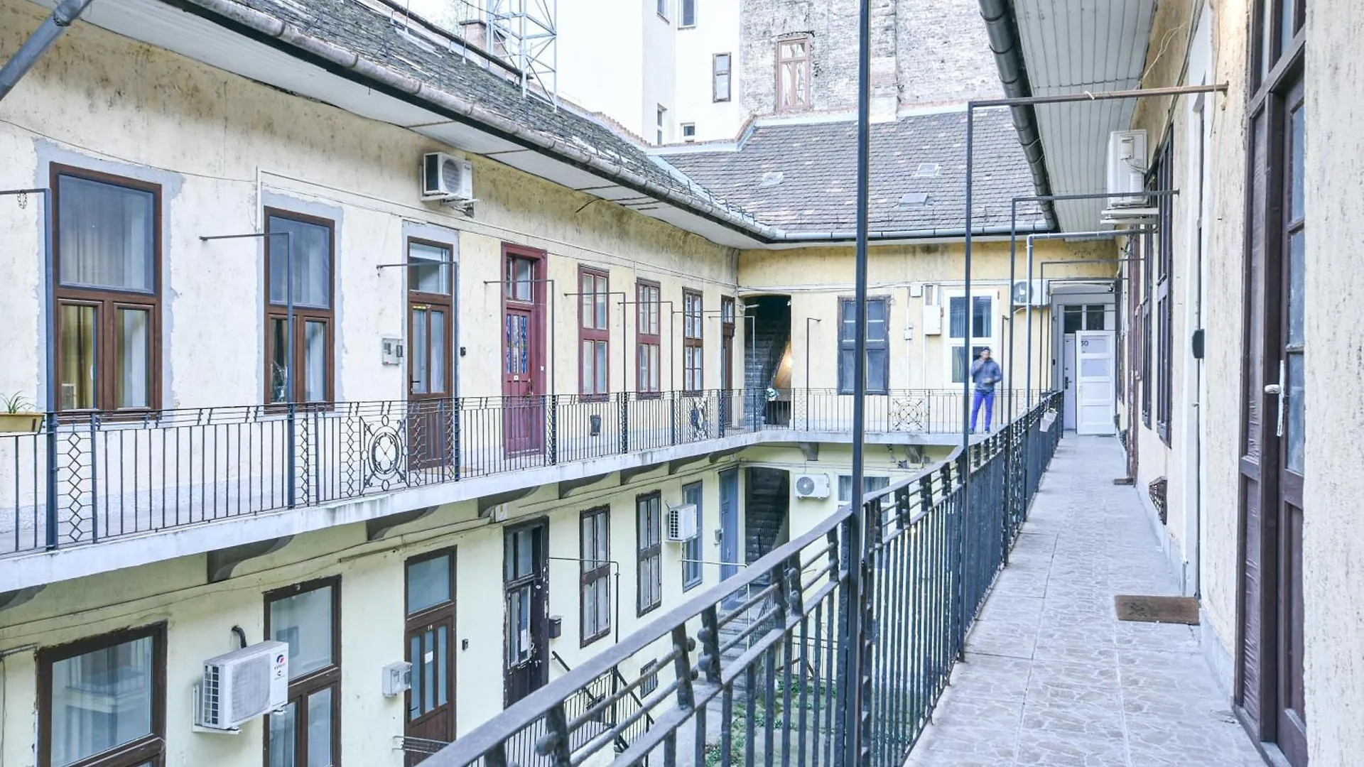 Peaceful Soho Apartment Budapest