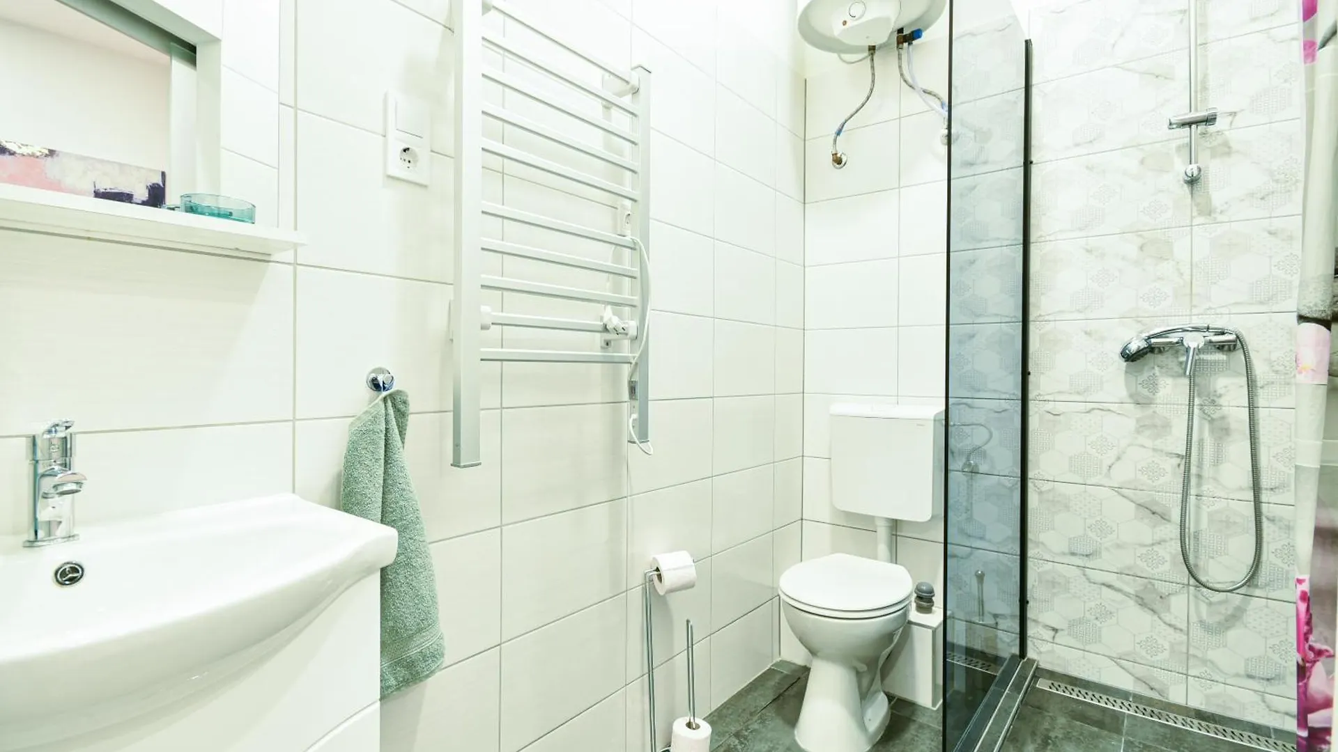 Peaceful Soho Apartment Budapest