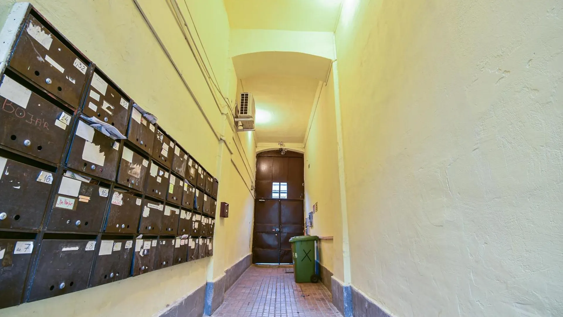 Peaceful Soho Apartment Budapest 0*,